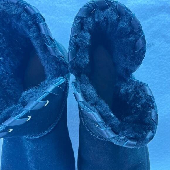 UGG Aidah Boots Women 9 Short Black Suede Leather Wool Lined Winter Comfy - Picture 10 of 11